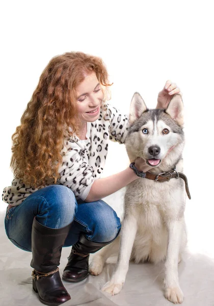 Portret Van Een Meisje Met Siberische Husky — Stockfoto
