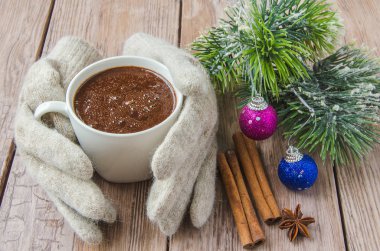 örme eldiven ve çikolata