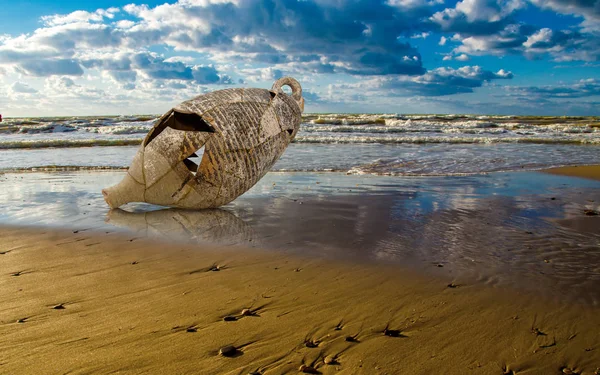 Sea and amphora — Stock Photo, Image