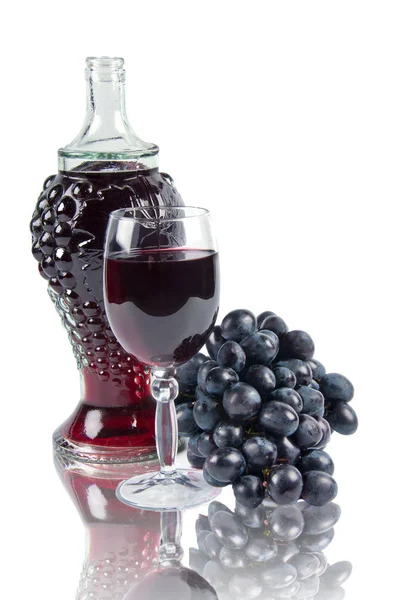Gammal flaska och glas med vin — Stockfoto