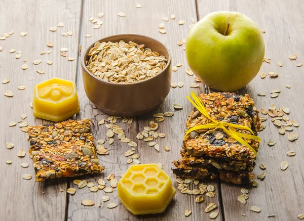 Kost snacks på bord — Stockfoto