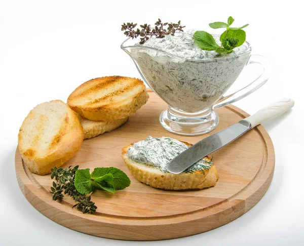 Багет со сливочным сыром — стоковое фото