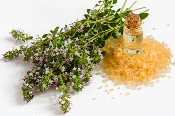 Thyme and oil — Stock Photo, Image