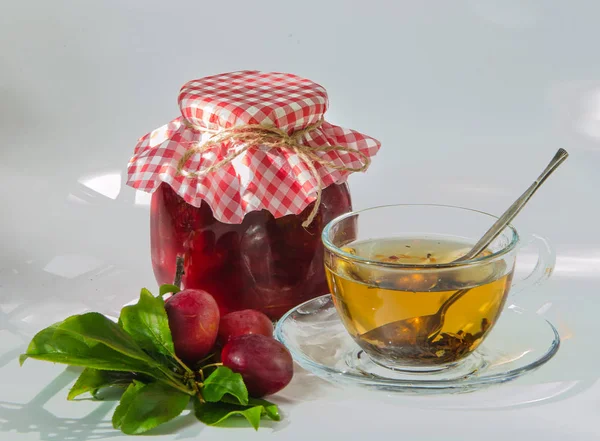 ev yapımı Erik reçeli