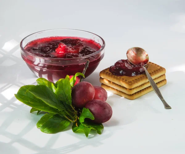 ev yapımı Erik reçeli