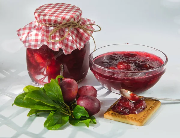 ev yapımı Erik reçeli