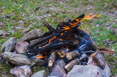 kamp ateşi bivouac