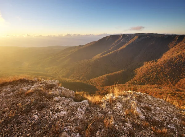 Montagna autunno natura paesaggio . — Foto Stock