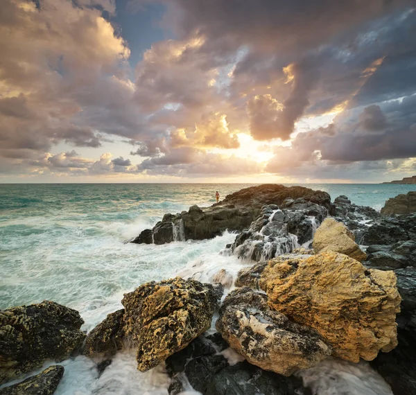 Vackra seascape vid solnedgången. — Stockfoto