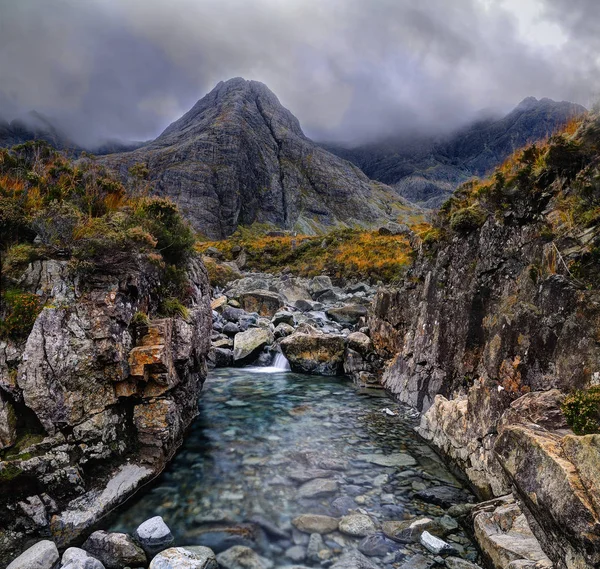 Zataženo ráno v Fairy Pools — Stock fotografie