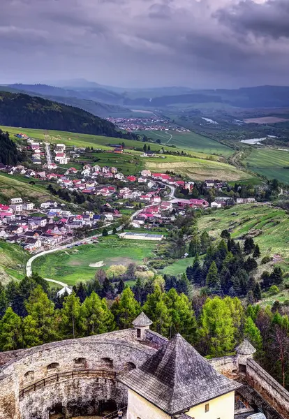 Středověký hrad Stará Ľubovňa — Stock fotografie