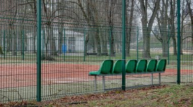 Efemine tenis kortları. Vilnius, Litvanya 'da COVID-19 karantinası.