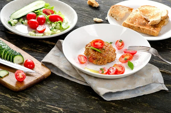 Meatball with fresh tomatoes — Stock Photo, Image