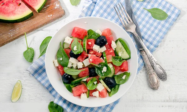 Salada fresca com melancia — Fotografia de Stock