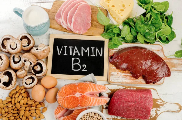Продукты с высоким содержанием витамина B2 — стоковое фото
