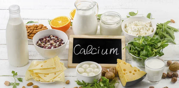 Produits riches en calcium . — Photo