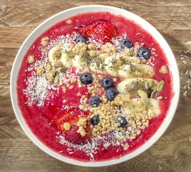 sağlıklı berry smoothie