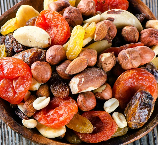 Mix nuts and dried fruits — Stock Photo, Image