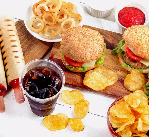 Nourriture Américaine. Fast Food. Vue De Dessus Banque D'Images et Photos  Libres De Droits. Image 105220872