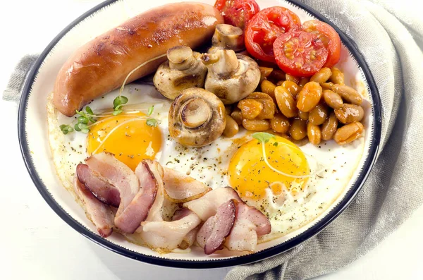 英式早餐煎鸡蛋 — 图库照片