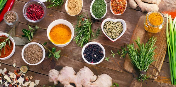 Various spices and fresh herbs — Stock Photo, Image