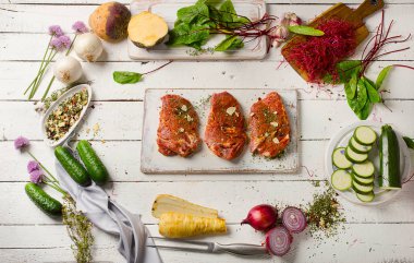 Marine domuz eti biftek 