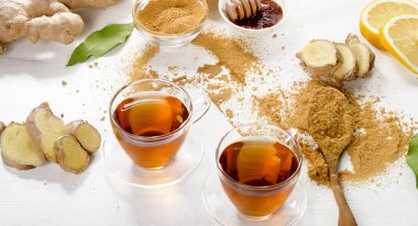 zencefil ve limon ile çay 