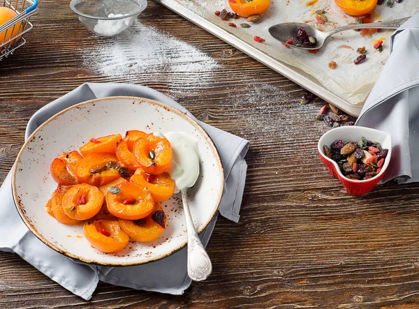 Kase pişmiş kayısı.