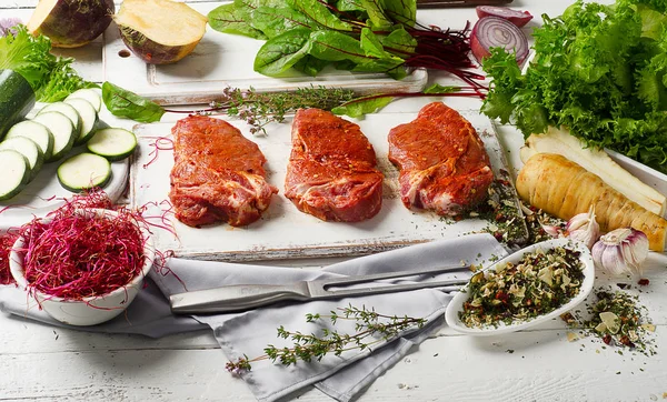 Filetes de cerdo marinados — Foto de Stock