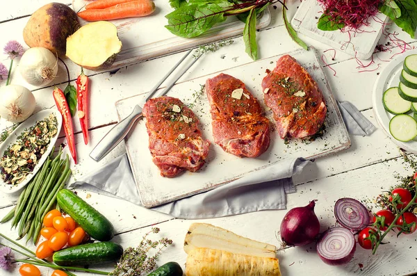 Filetes de cerdo marinados — Foto de Stock