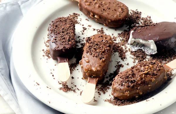 Înghețată de ciocolată popsicles — Fotografie, imagine de stoc