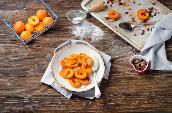 Kase pişmiş kayısı.