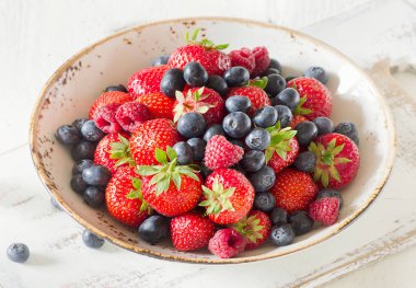 Karışımı tatlı çilek 