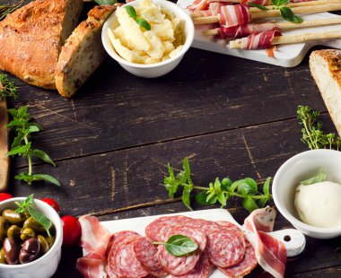 Farklı et ve peynir ürünleri