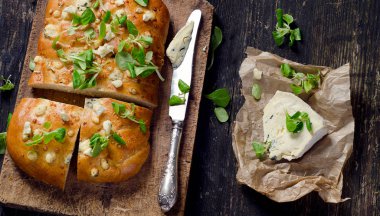 Ev yapımı Focaccia ekmek. 