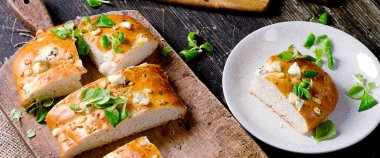 Ev yapımı Focaccia ekmek. 