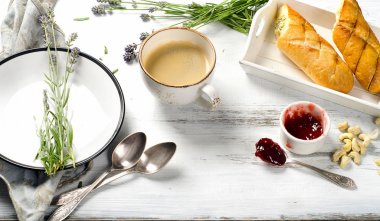 Kahvaltı kahve ile görünümünü