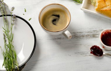 Kahvaltı kahve ile görünümünü