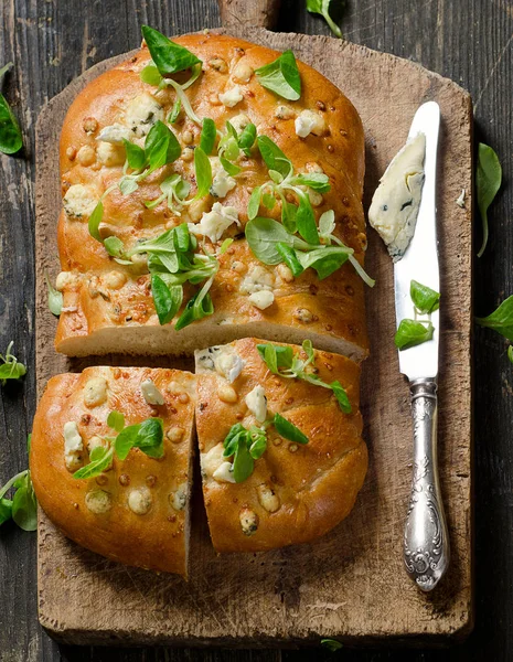 Zelfgemaakte Focaccia Brood. — Stockfoto