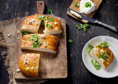 Ev yapımı Focaccia ekmek. 