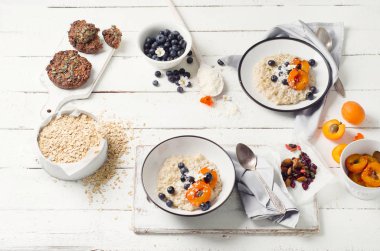 yulaf ezmesi yaban mersini ve kayısı 