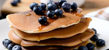 taze meyve ile Pancakes