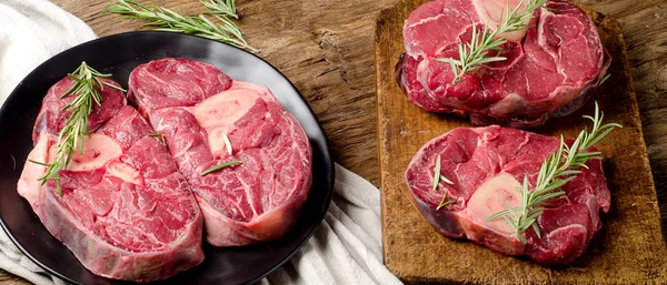 원시 쇠고기 고기 ossobuco에 대 한 — 스톡 사진