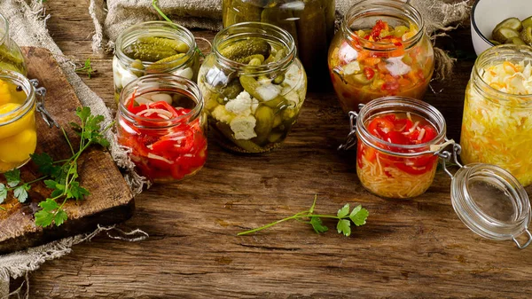 Légumes en conserve fermentés — Photo