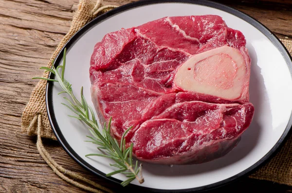 Ham sığır eti ham ossobuco için