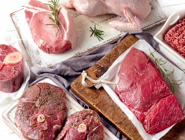 Varietà di carne cruda — Foto Stock