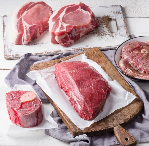 Variedade de fatias de carne — Fotografia de Stock