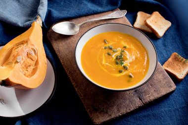 kremalı balkabağı çorbası 