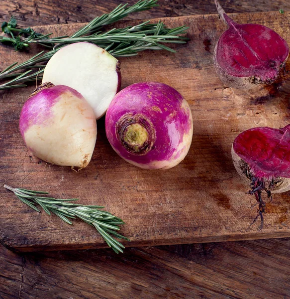 Fresh Turnips Beetroot Rustic Wooden Board Organic Foods Top View — Stock Photo, Image