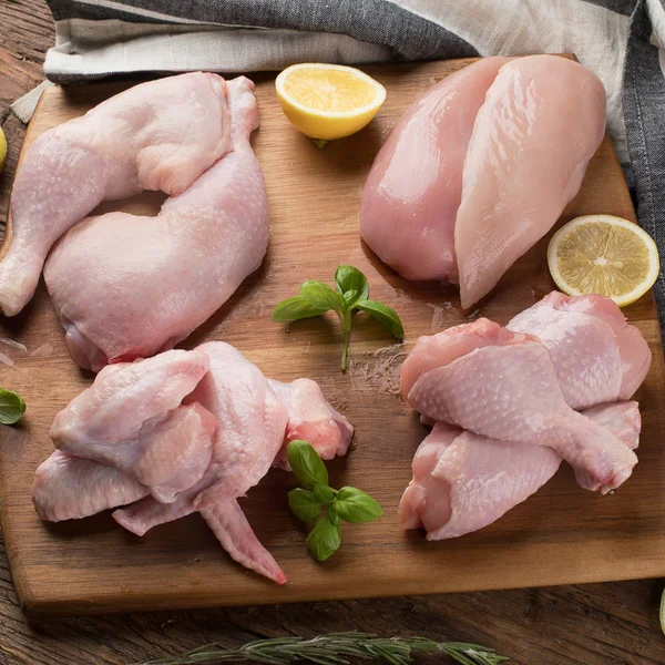 Carne crua de frango — Fotografia de Stock